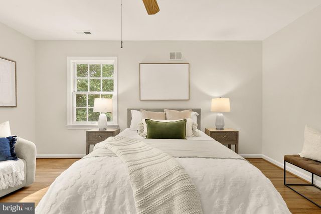 5300 ALTA VISTA RD, Bethesda, MD 20814
