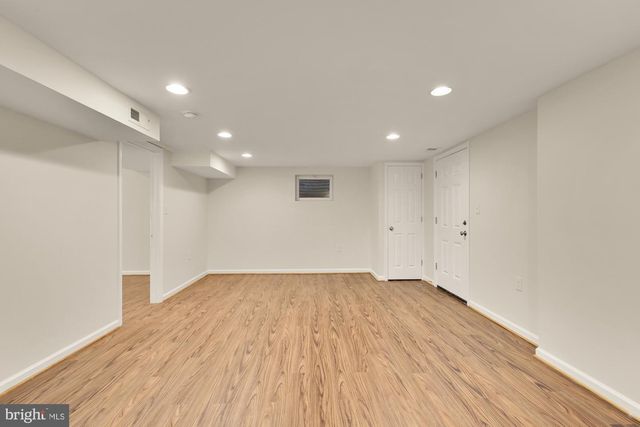 5300 ALTA VISTA RD, Bethesda, MD 20814
