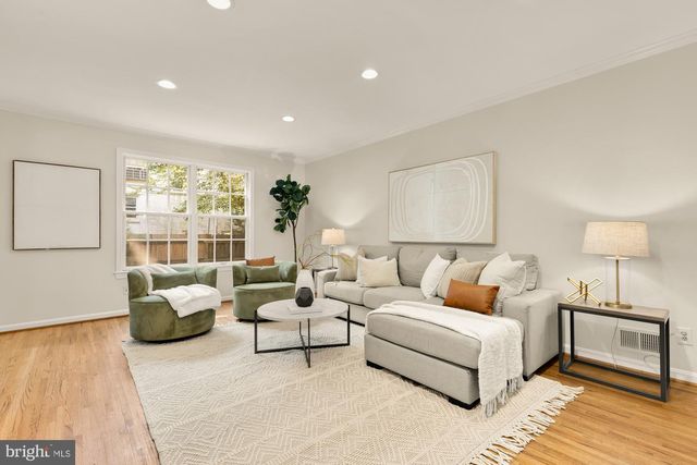 5300 ALTA VISTA RD, Bethesda, MD 20814