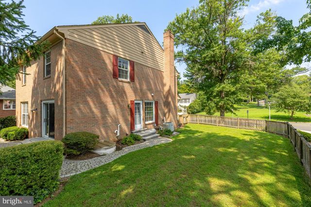 5300 ALTA VISTA RD, Bethesda, MD 20814