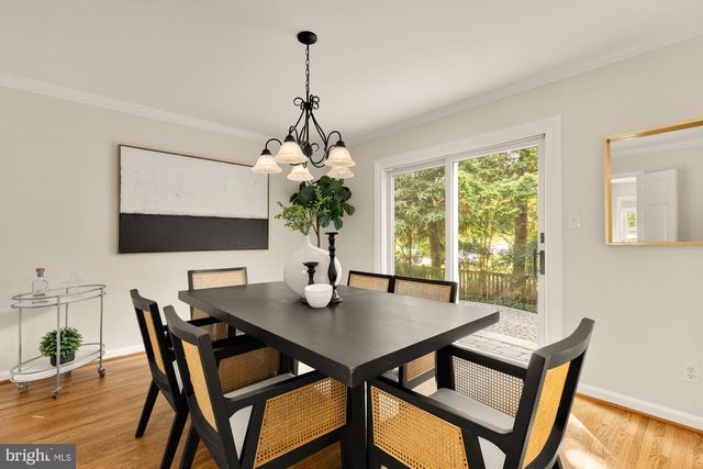 5300 ALTA VISTA RD, Bethesda, MD 20814