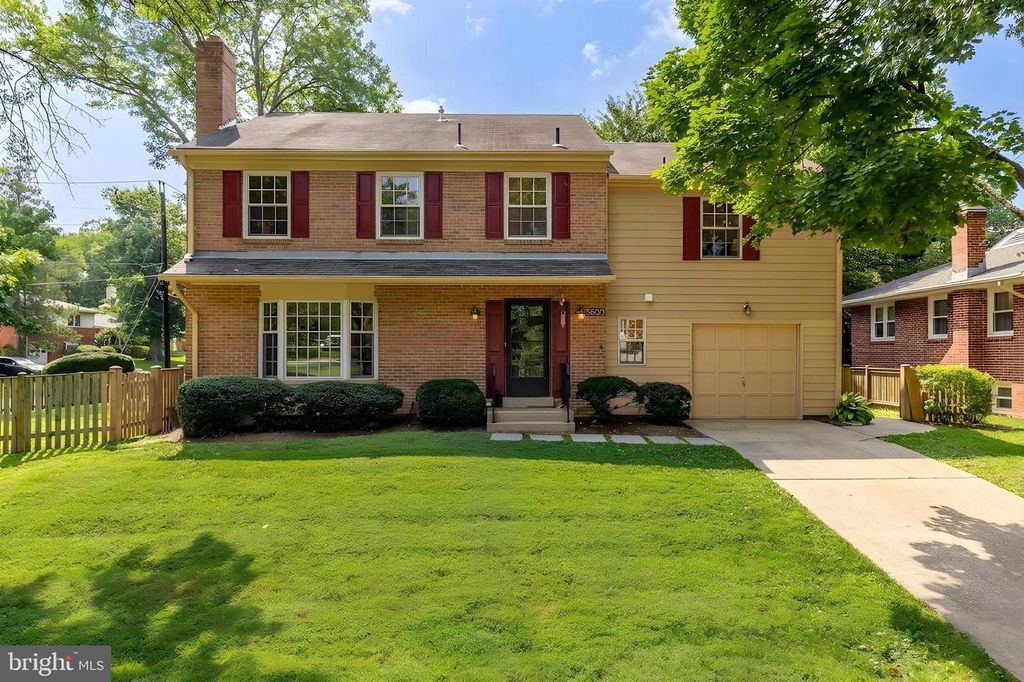 5300 ALTA VISTA RD, Bethesda, MD 20814