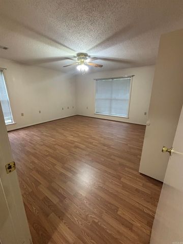 4510 LOWMAN Road, Pine Bluff, AR 71603