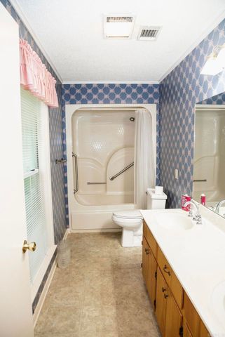 4510 LOWMAN Road, Pine Bluff, AR 71603