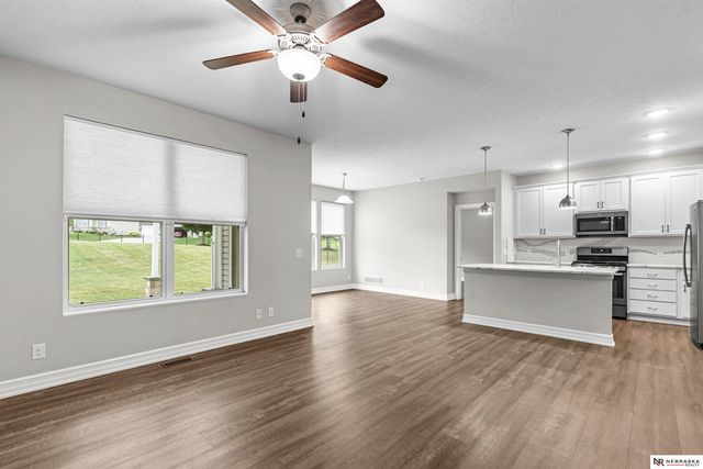 16091 Weber Street, Bennington, NE 68007