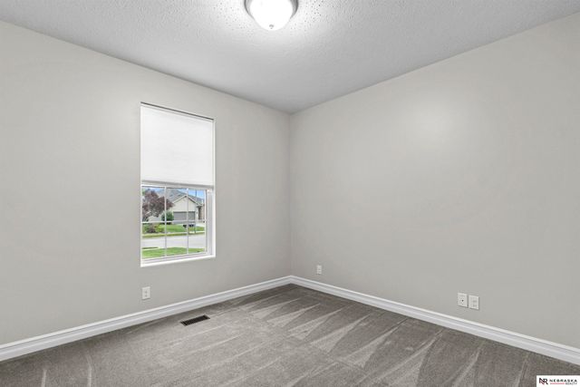 16091 Weber Street, Bennington, NE 68007