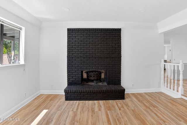 2112 W Avenue J12, Lancaster, CA 93536