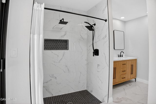 2112 W Avenue J12, Lancaster, CA 93536