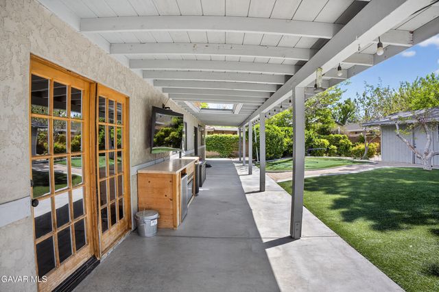 2112 W Avenue J12, Lancaster, CA 93536