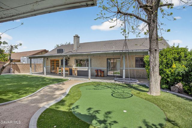 2112 W Avenue J12, Lancaster, CA 93536