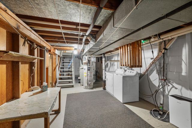 1409 Bradshaw Court, Maumee, OH 43537