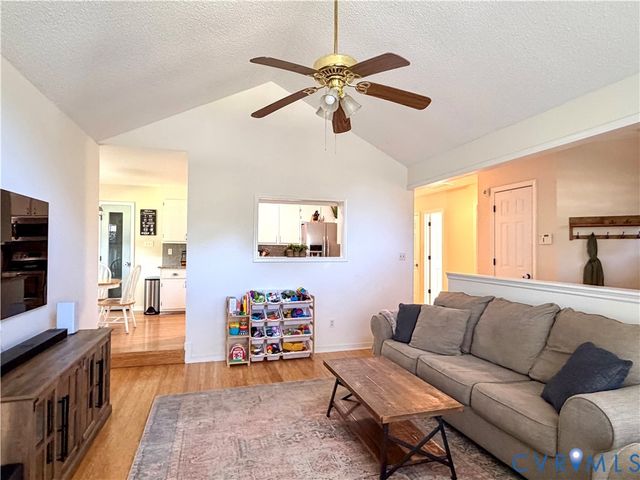 4924 Wilconna Rd, Chesterfield, VA 23832