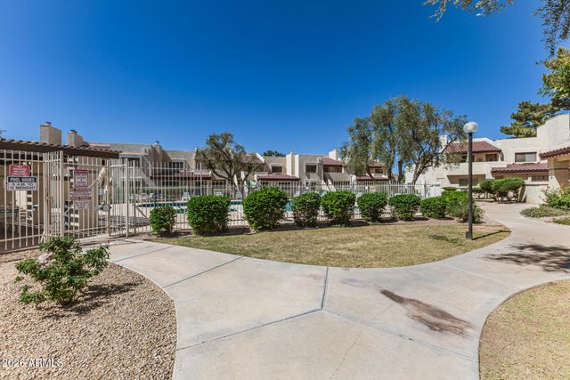 2020 W UNION HILLS Drive 209, Phoenix, AZ 85027