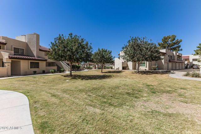 2020 W UNION HILLS Drive 209, Phoenix, AZ 85027