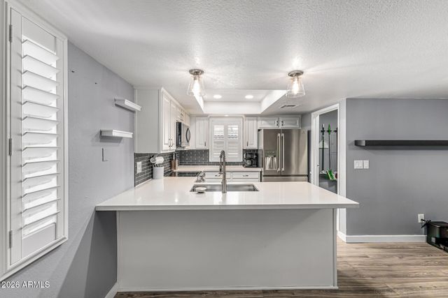 2020 W UNION HILLS Drive 209, Phoenix, AZ 85027