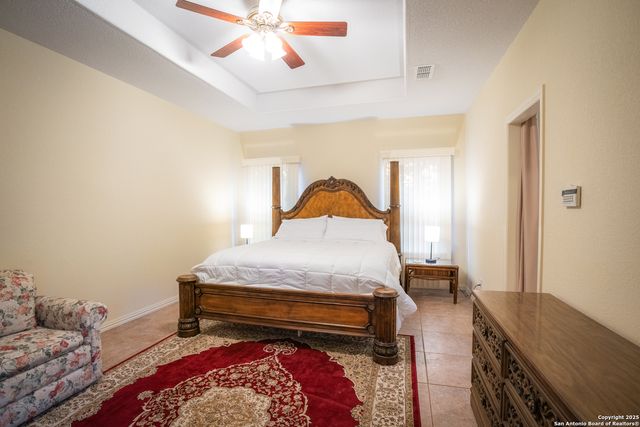 6935 W Hausman, San Antonio, TX 78249