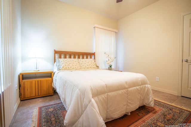 6935 W Hausman, San Antonio, TX 78249