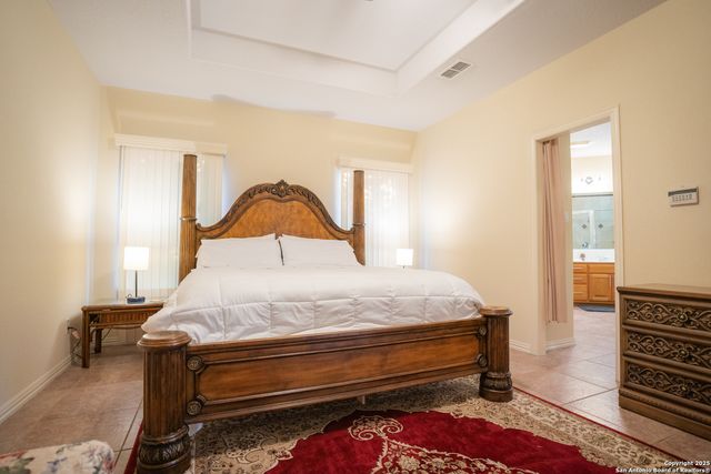 6935 W Hausman, San Antonio, TX 78249