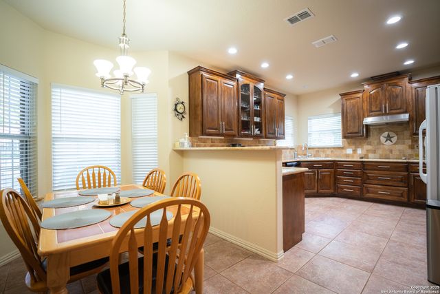 6935 W Hausman, San Antonio, TX 78249
