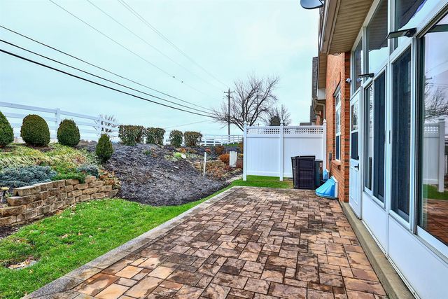 5607 Carolina Way, Burlington, KY 41005