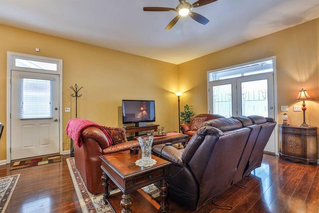 5607 Carolina Way, Burlington, KY 41005