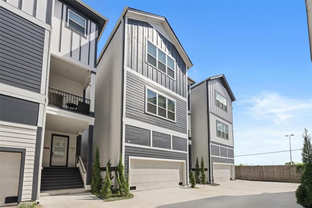 1406 W 21st Street B, Houston, TX 77008