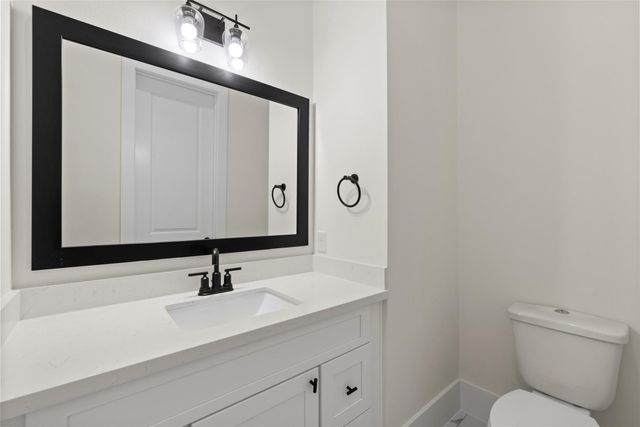 1406 W 21st Street B, Houston, TX 77008