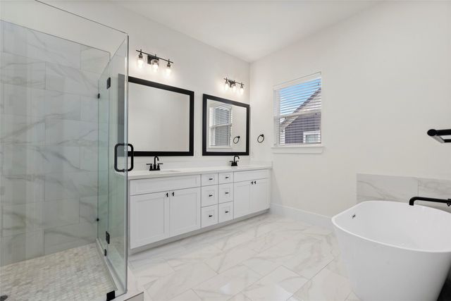 1406 W 21st Street B, Houston, TX 77008