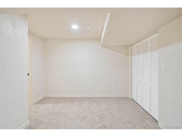 47 Zenobia St, Denver, CO 80219