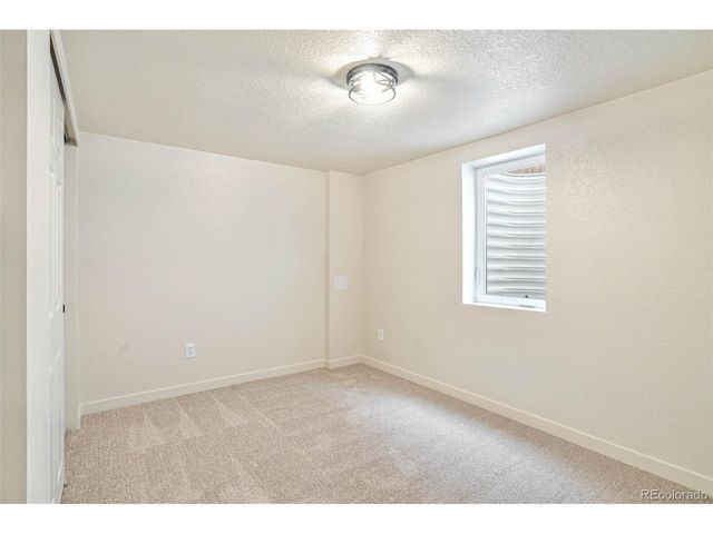 47 Zenobia St, Denver, CO 80219