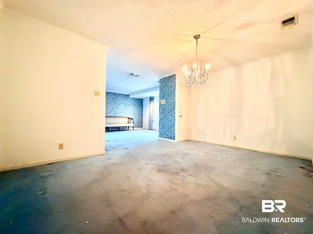 605 E Cumberland Road, Mobile, AL 36608