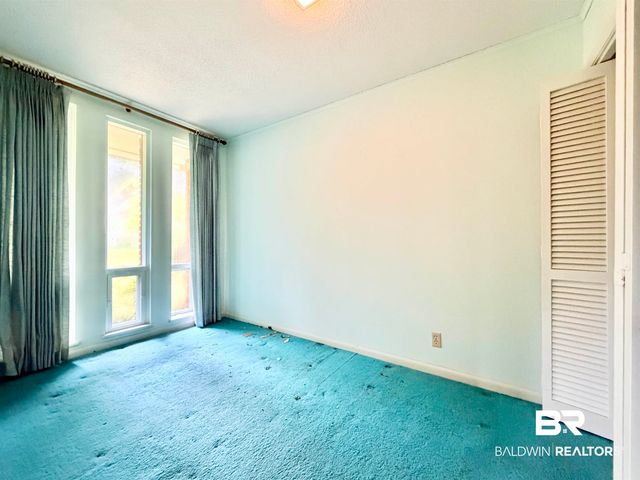 605 E Cumberland Road, Mobile, AL 36608