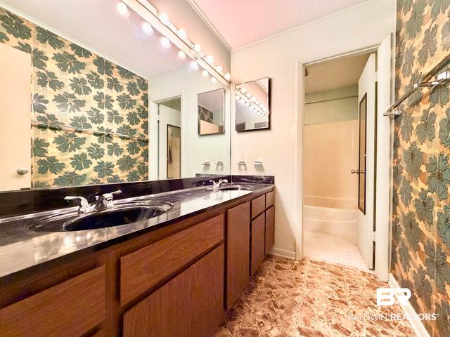 605 E Cumberland Road, Mobile, AL 36608