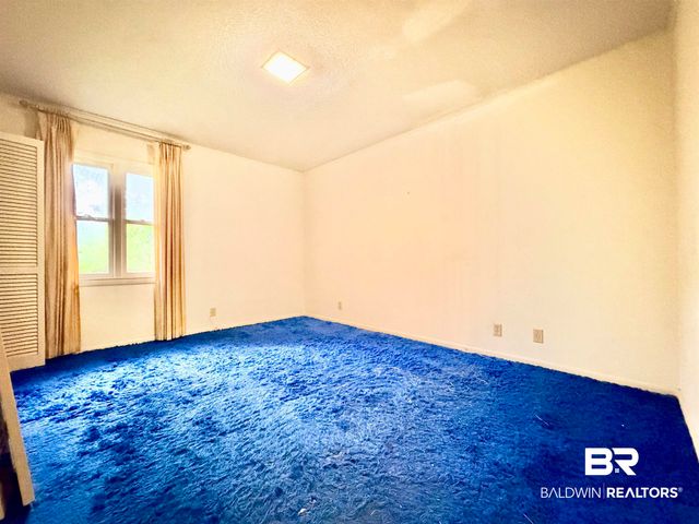 605 E Cumberland Road, Mobile, AL 36608