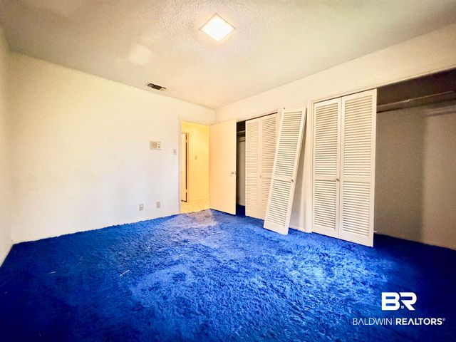 605 E Cumberland Road, Mobile, AL 36608
