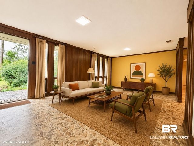 605 E Cumberland Road, Mobile, AL 36608