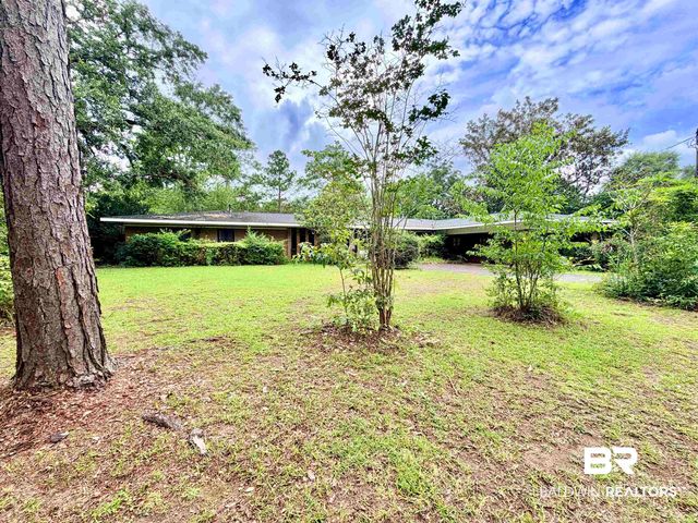605 E Cumberland Road, Mobile, AL 36608