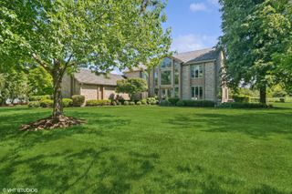 1362 Gettysburg Road, Long Grove, IL 60047