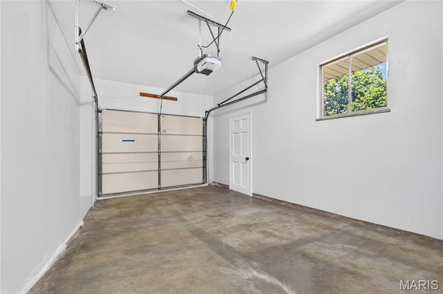 7650 Sunray Lane, St Louis, MO 63123