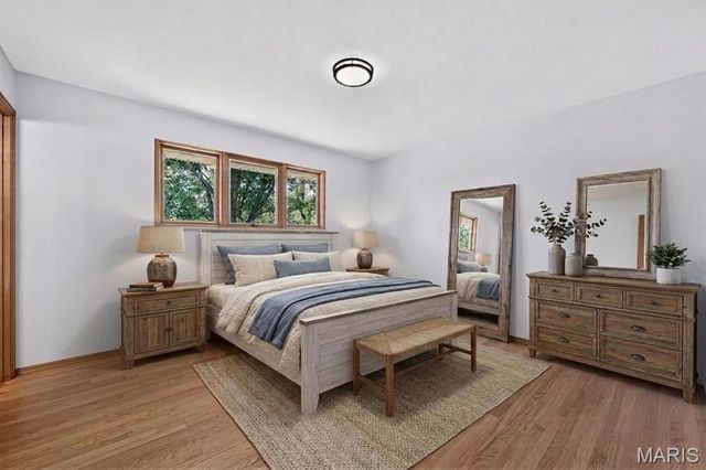 7650 Sunray Lane, St Louis, MO 63123