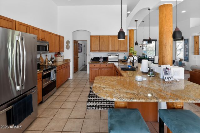 45319 N 18TH Street, New River, AZ 85087