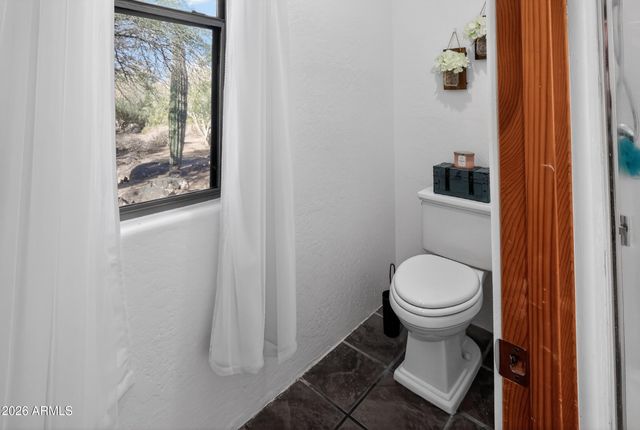 45319 N 18TH Street, New River, AZ 85087