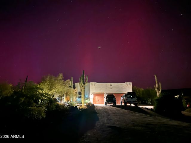 45319 N 18TH Street, New River, AZ 85087