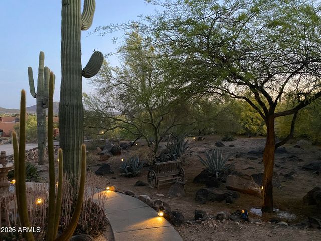 45319 N 18TH Street, New River, AZ 85087