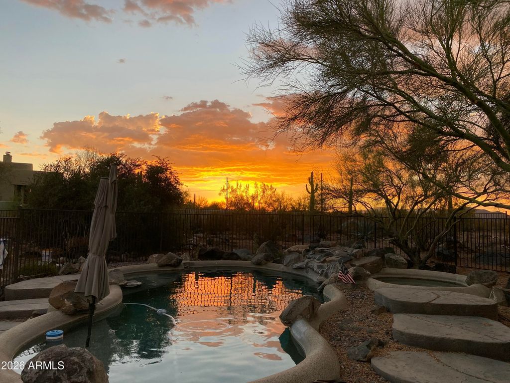 Image 16 of property listing at 45319 N 18TH Street, New River, AZ 85087