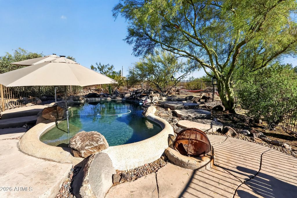 Image 19 of property listing at 45319 N 18TH Street, New River, AZ 85087