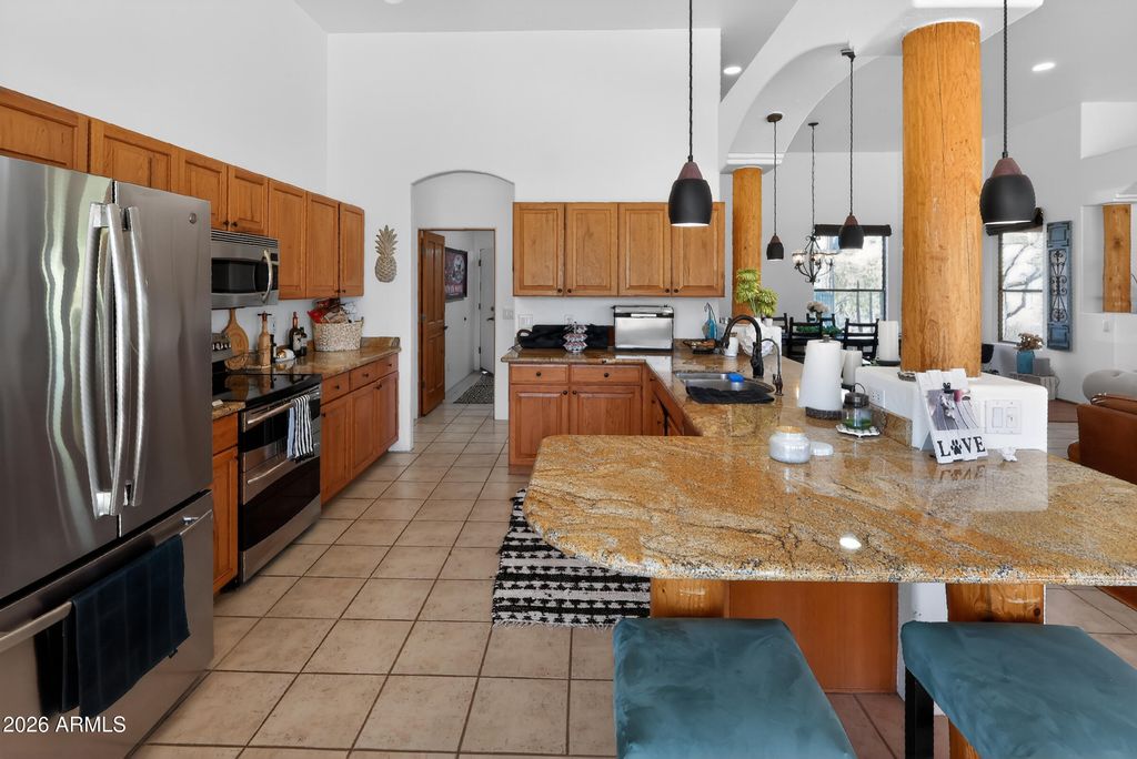 Image 28 of property listing at 45319 N 18TH Street, New River, AZ 85087
