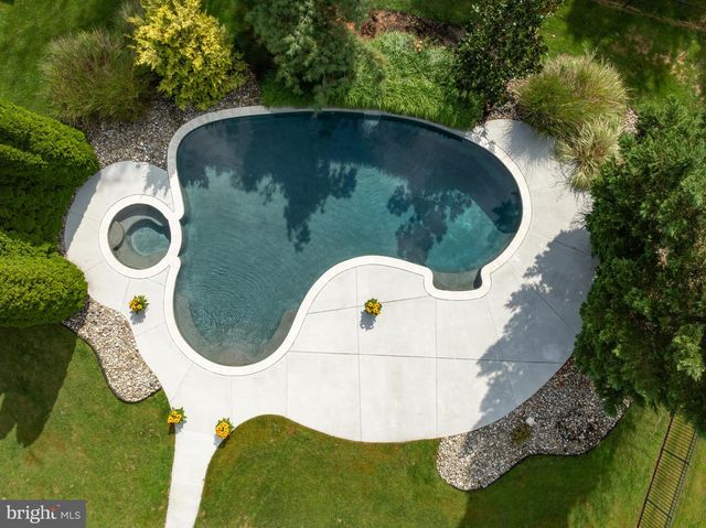 23 SUNFLOWER CIR, Lumberton, NJ 08048