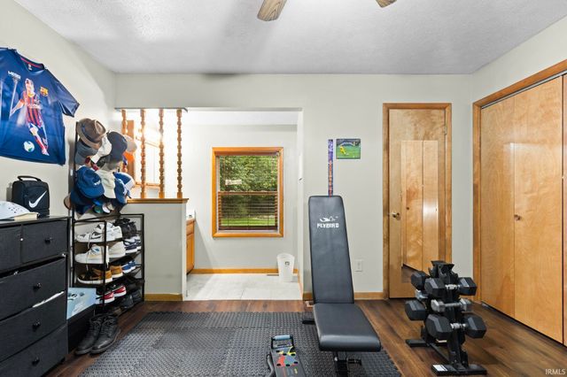 58915 Runway Road, Elkhart, IN 46516