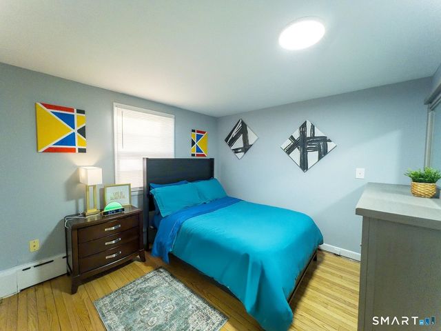 40 Allen Place, Hartford, CT 06106